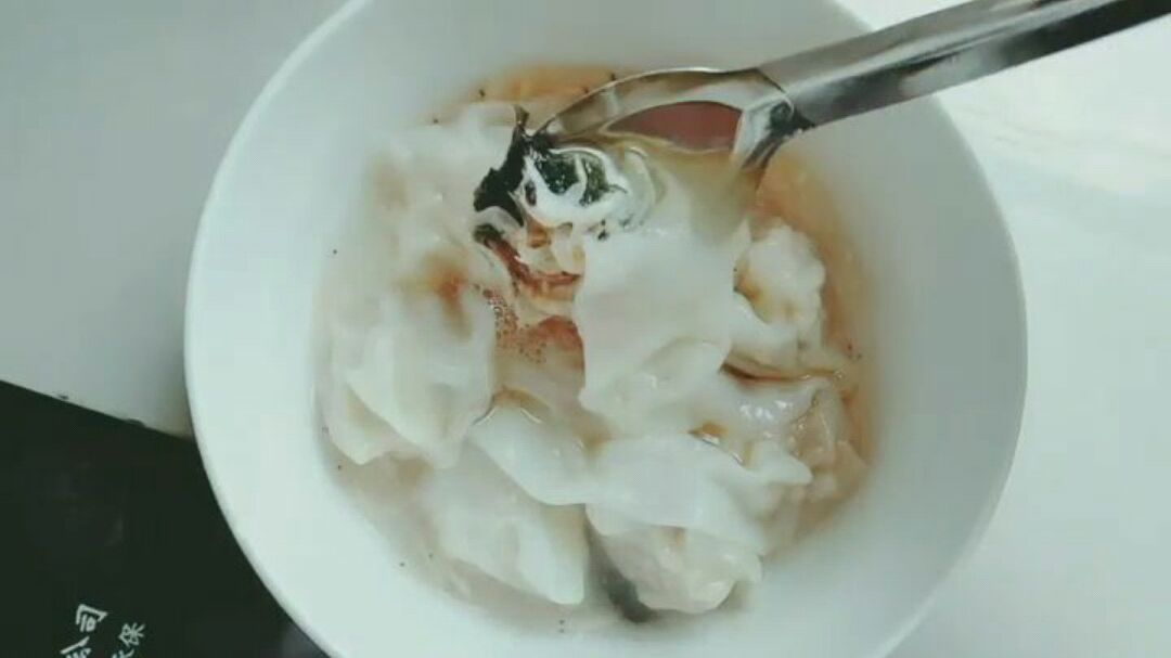 孕期早餐分享,精肉香菇馄饨