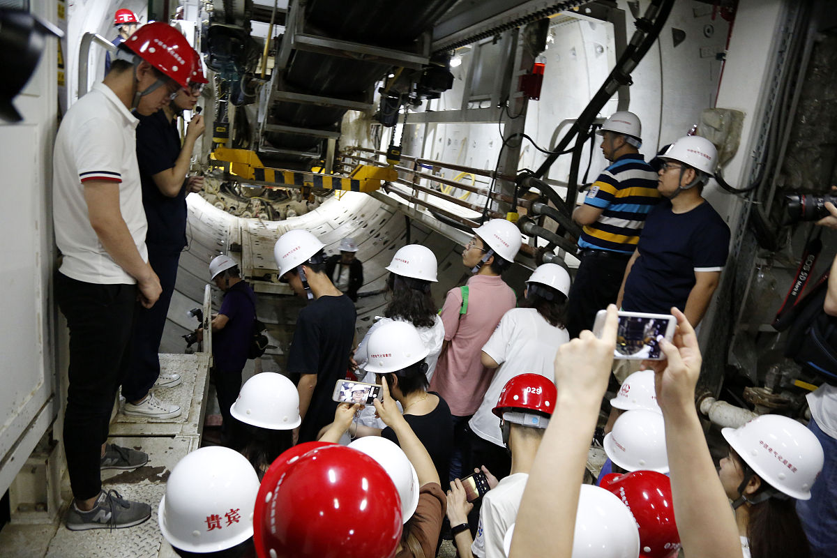 在石家庄铁路学校学城市轨道交通信号技术专业如何？好不好