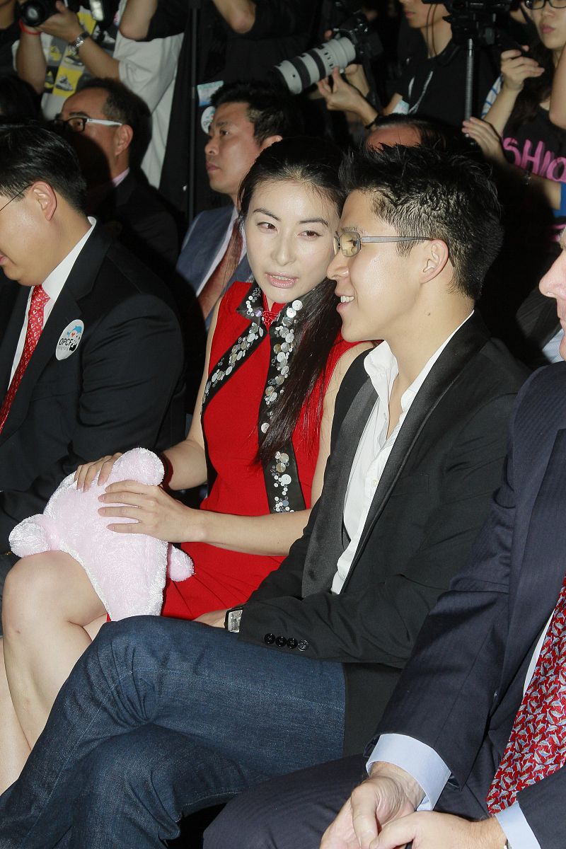 郭晶晶多年隐瞒的病情曝光，霍启刚的宠爱背后是感人至深的爱