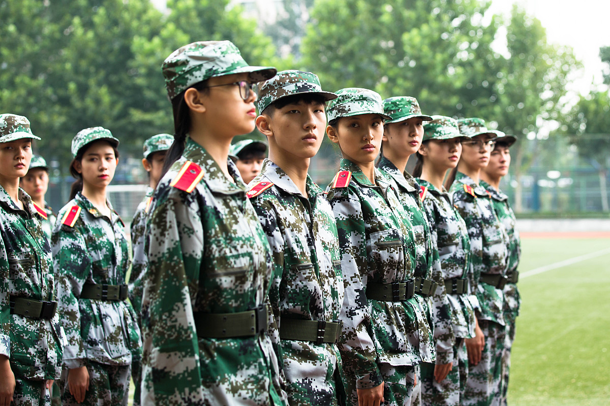 武汉军需工业技工学校服装设计与制作专业就业怎么样？