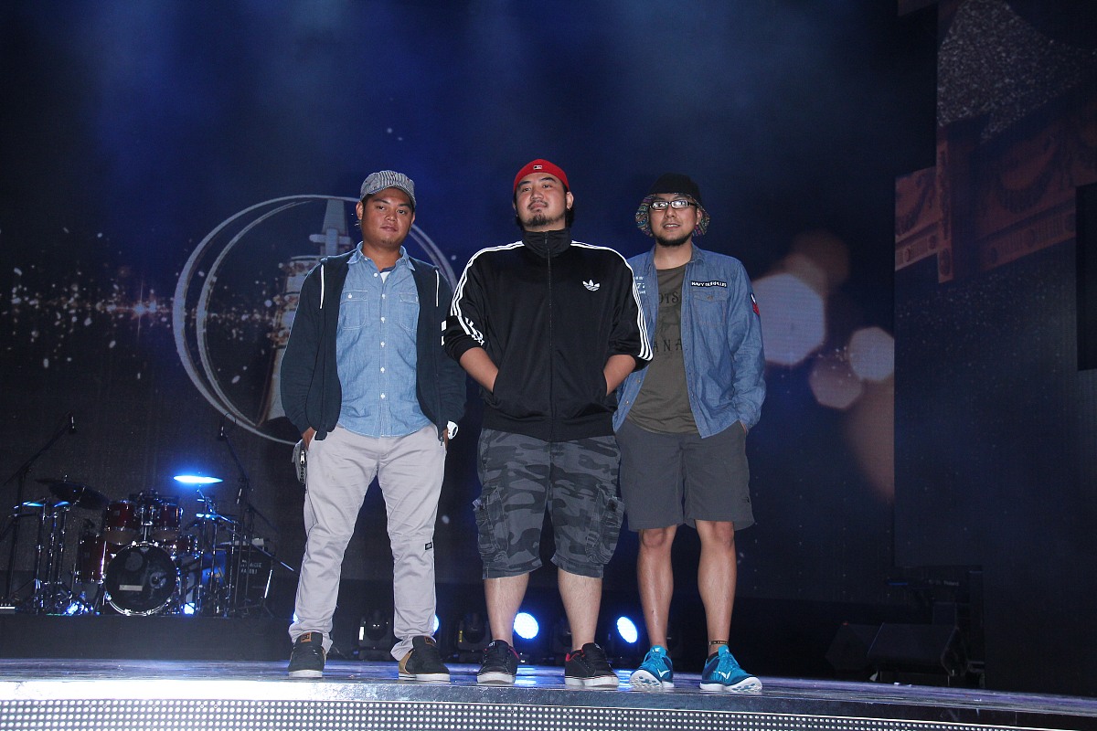 Eminem 风格中文说唱：燃烧青春，追逐梦想
