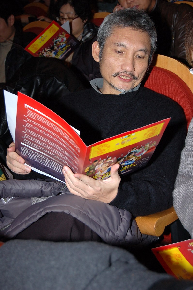 2007年 11月 27日 , 北京 , 古装 搞笑 音乐剧 《 奉旨 越狱 》 在 天