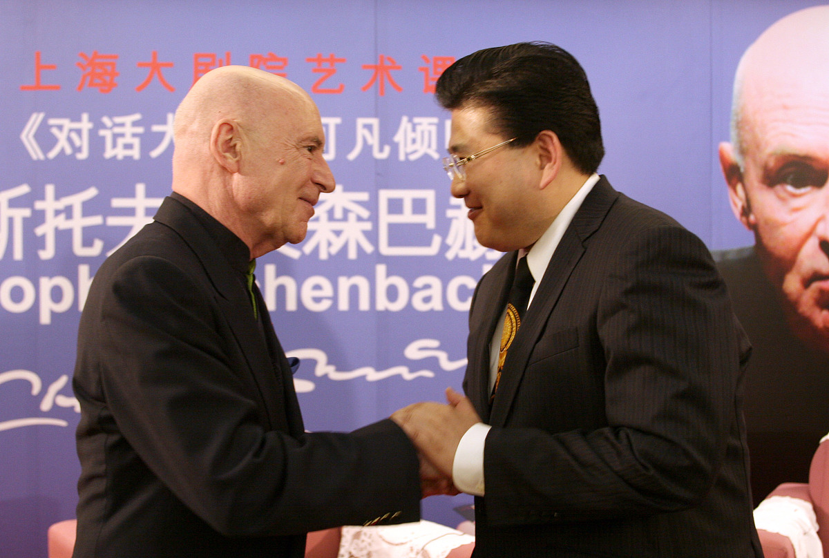 ( 摄影师 要求 : 每张 不 低于 200元 , 谢谢 合作 ) 2007年 10月 28