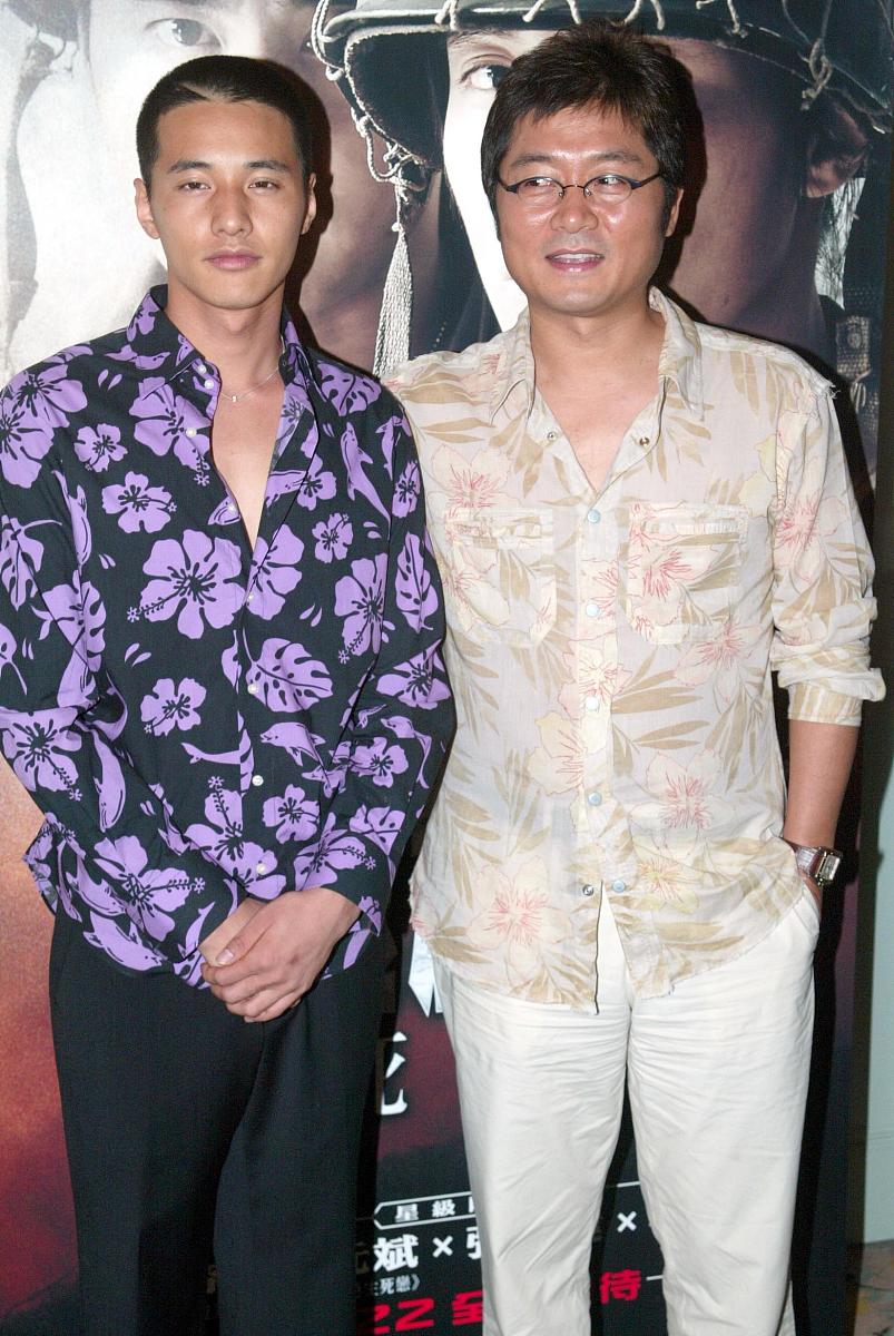 2004年7月14日,香港.韩国"美男子"元斌来港宣传电影《太极旗飘扬:生死
