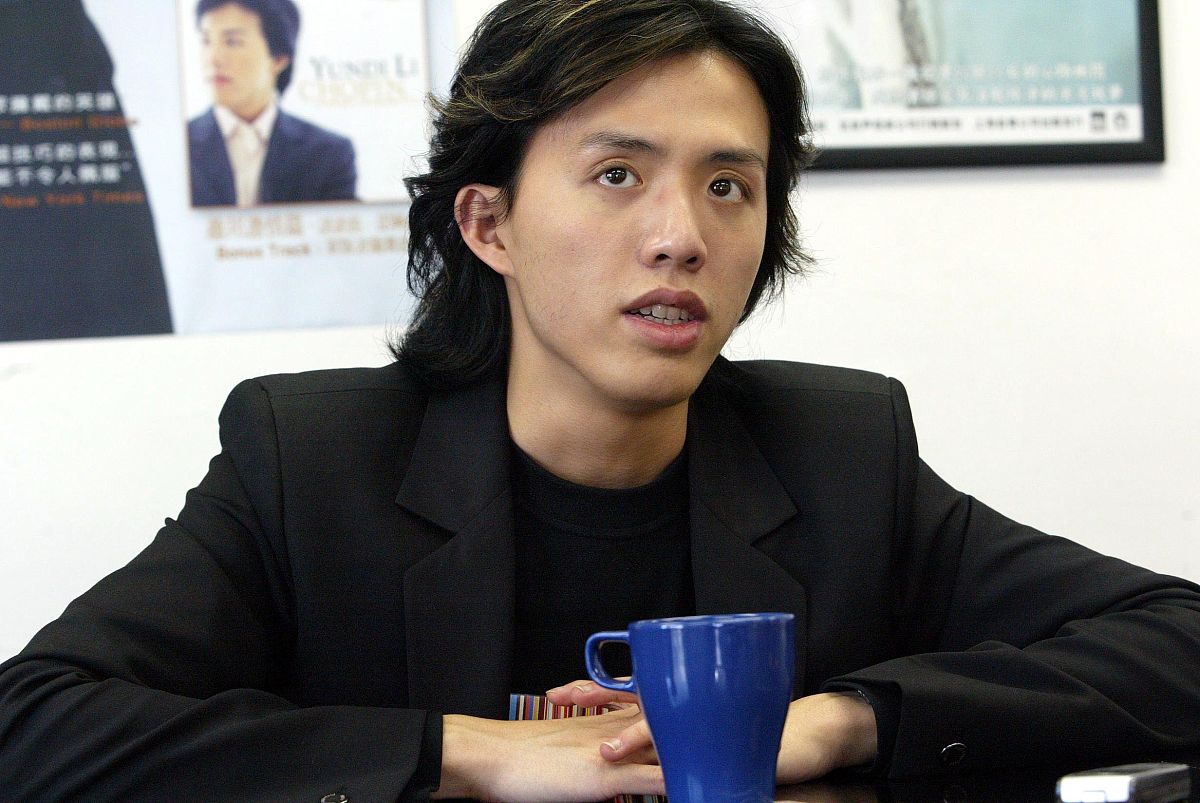 2004年12月20日,北京,钢琴神童李云迪第三张个人专辑《李云迪-肖邦诙