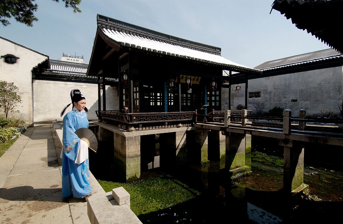 浙江工商职业技术学院计算机网络技术专业就业方向：热门领域与未来趋势