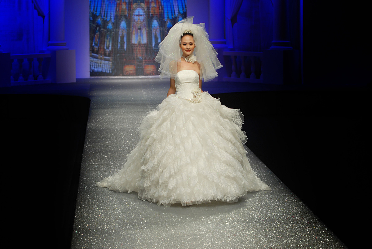 成都纺织高等专科学校单招专业：纺织、服装、时尚领域人才培养基地