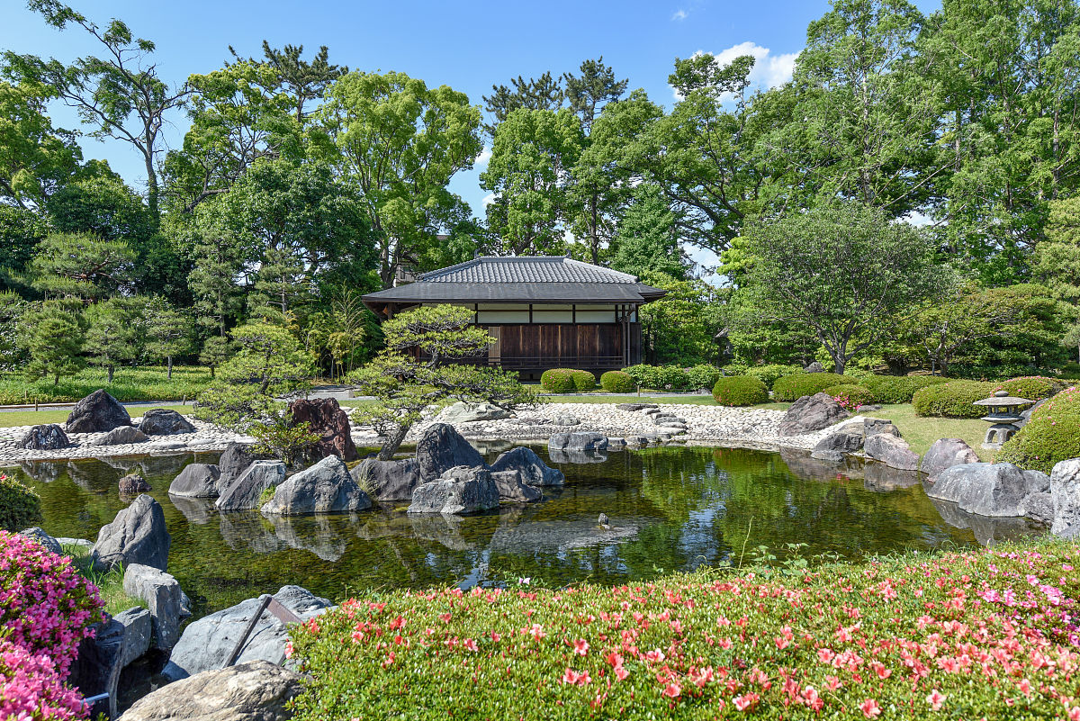 探访京都琉璃神社：交通指南及参拜礼仪