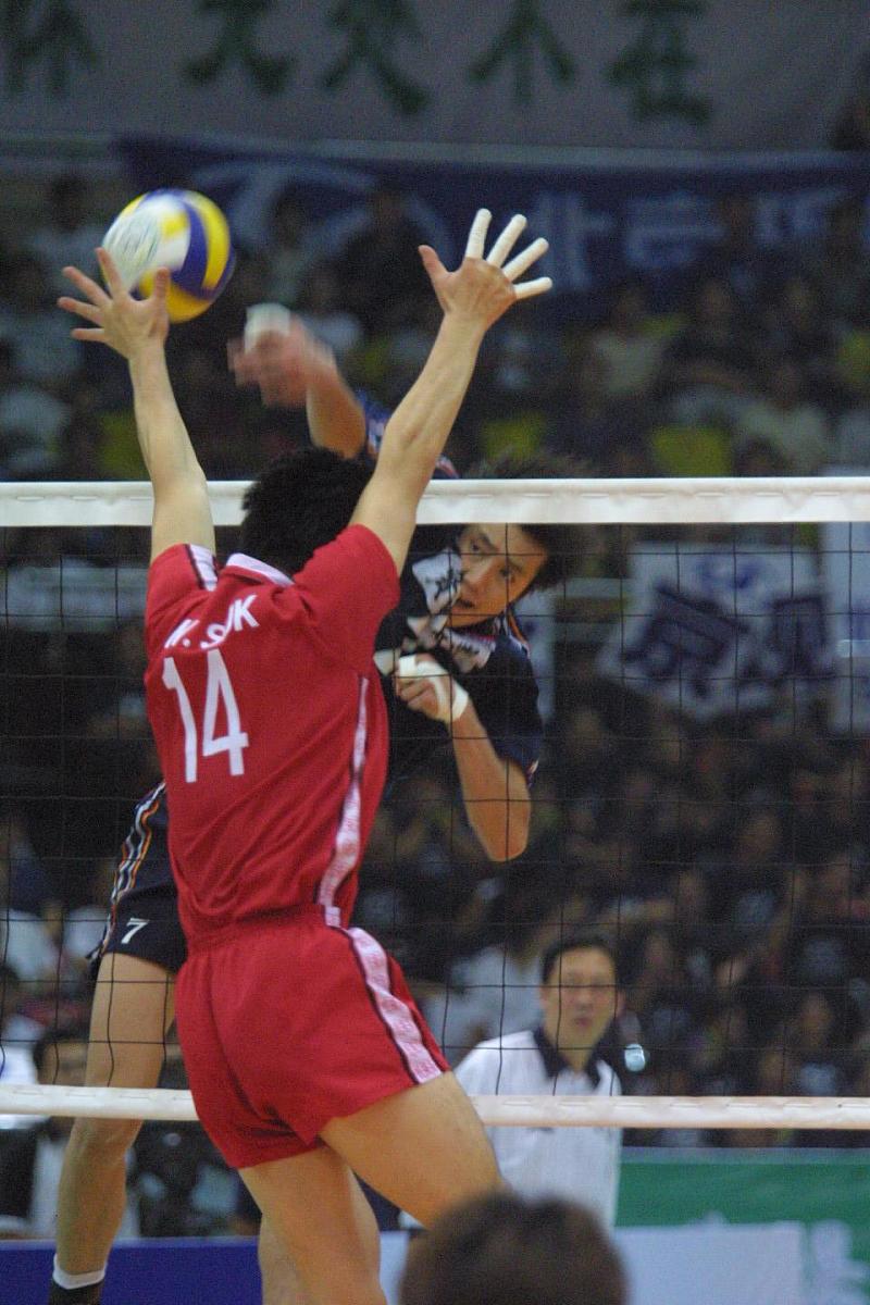 中考体育排球评分标准详解：技术动作、比赛表现和团队合作