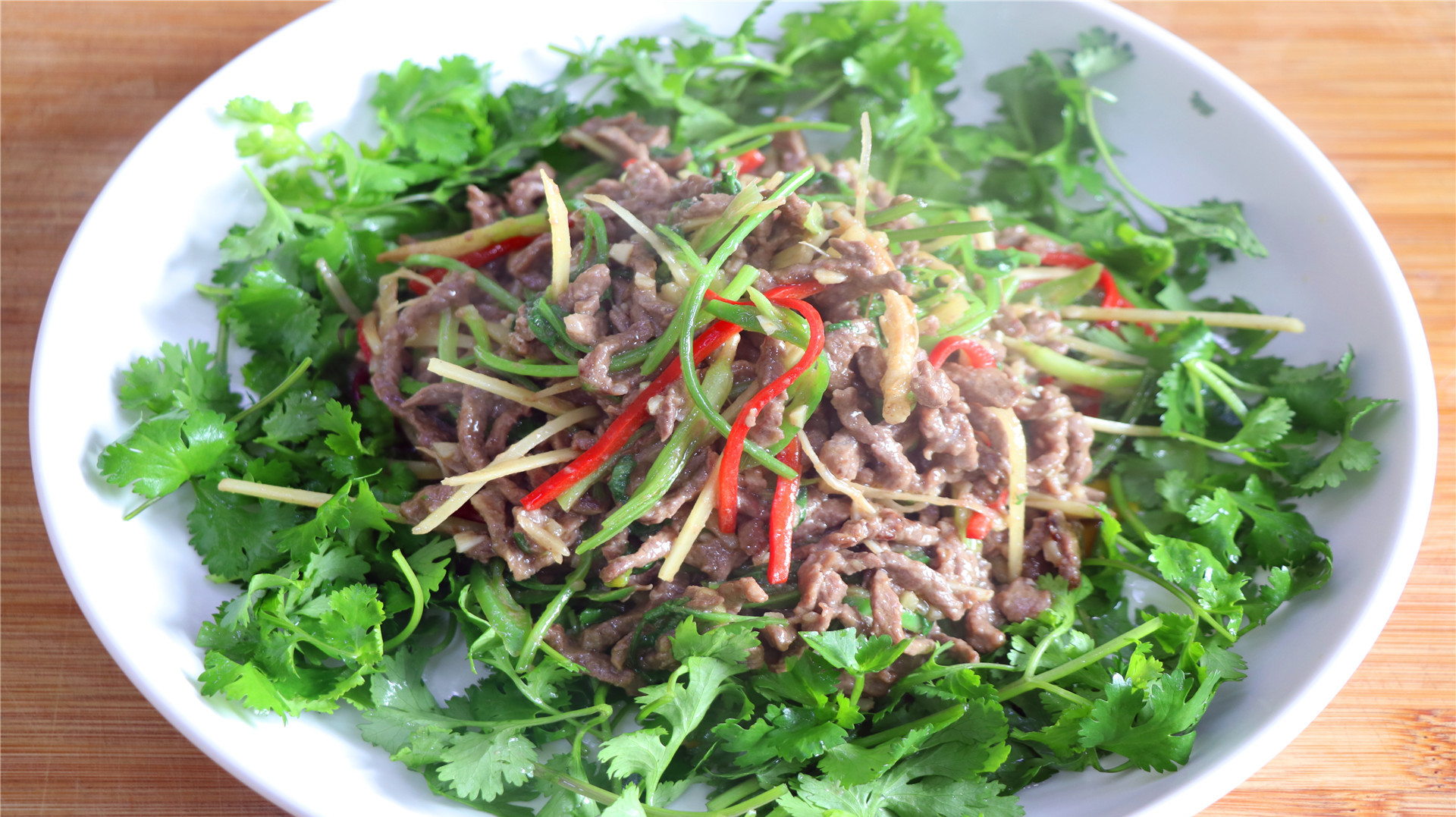 牛肉丝试试这样炒,鲜嫩爽滑还不粘锅,做法简单也特别好吃下饭