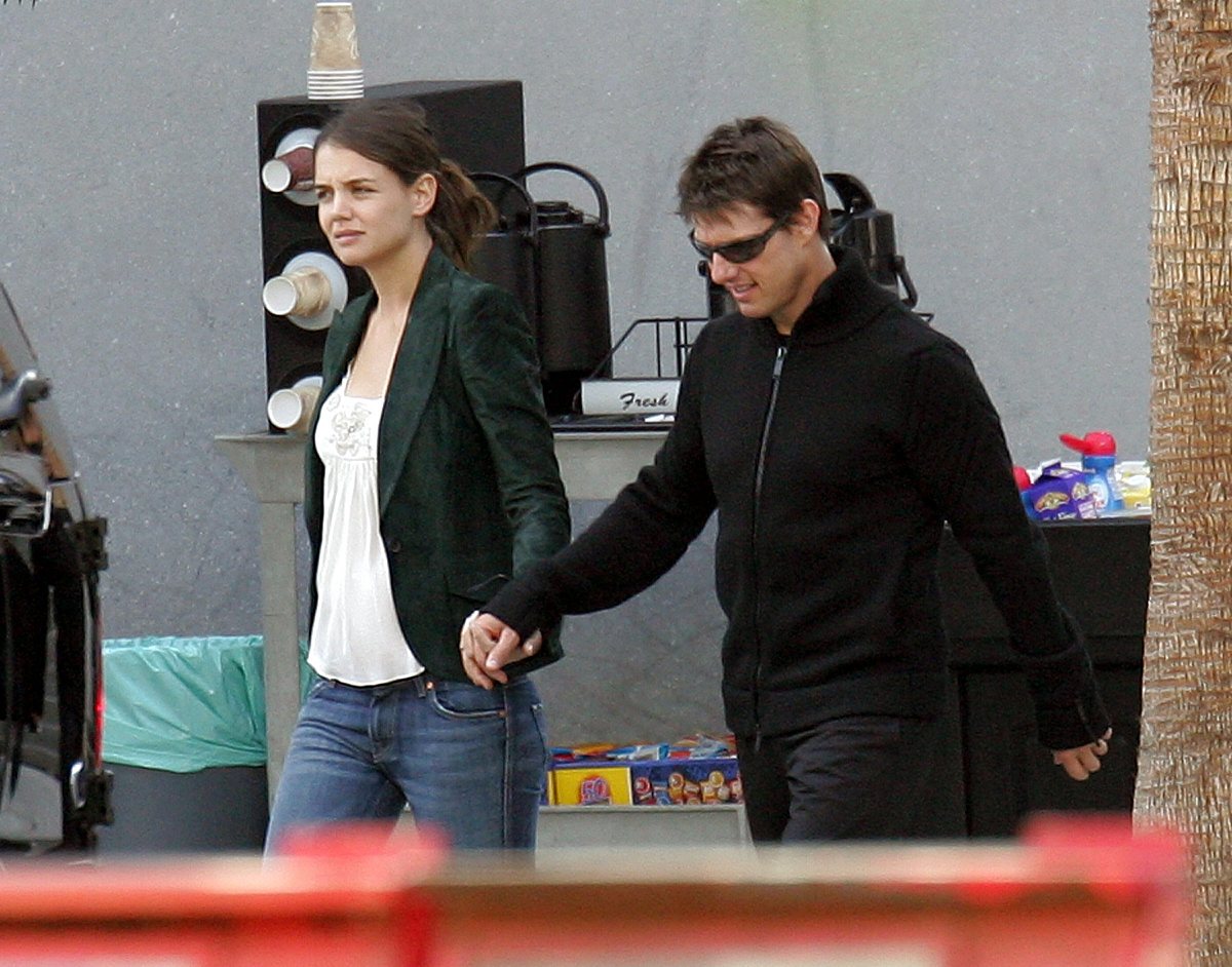 2005年10月2日,美国洛杉矶,著名影星汤姆·克鲁斯(tom cruise)和未婚