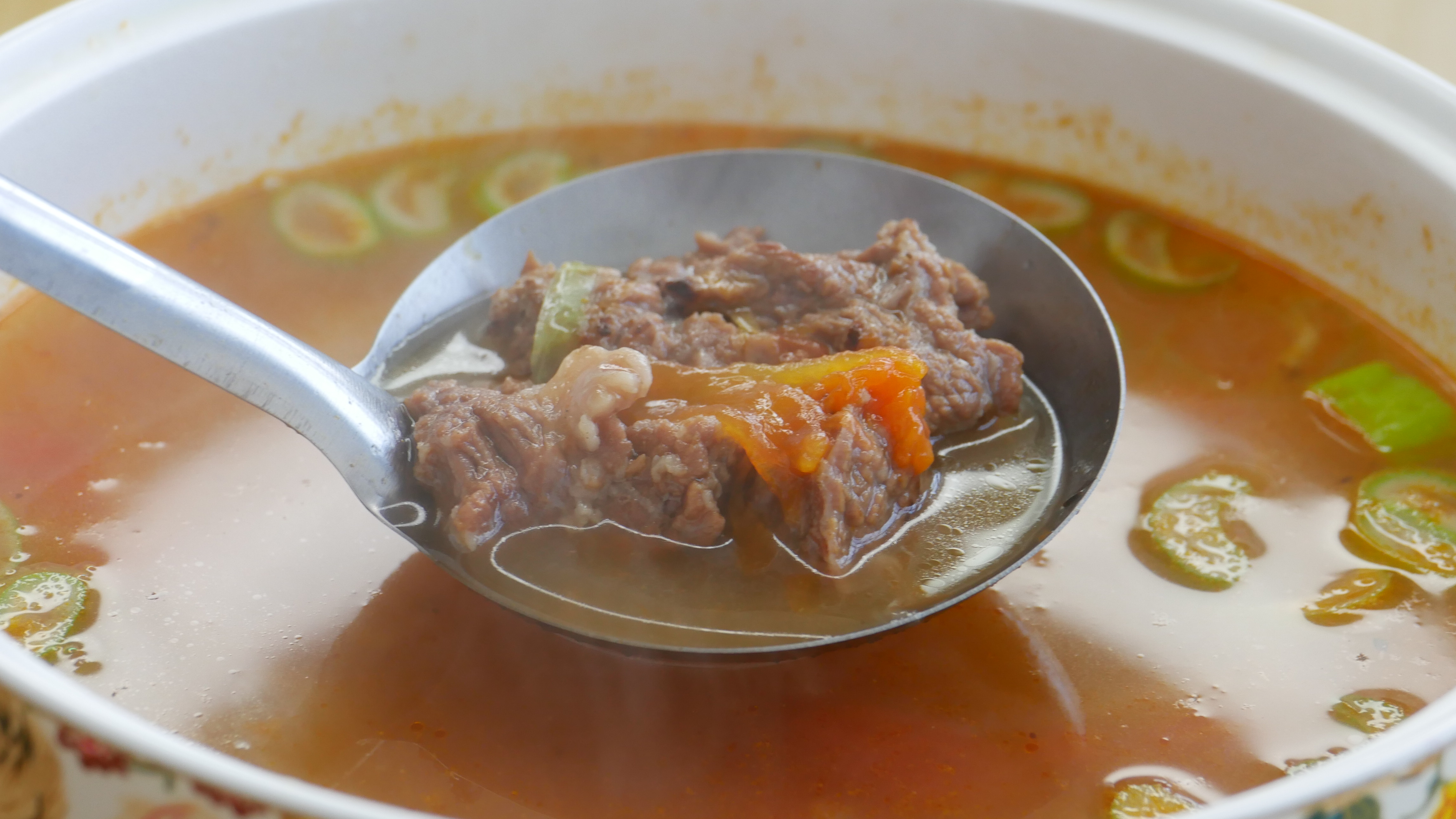 因为这番茄牛肉汤酸酸甜甜的味道,我变成了番茄控