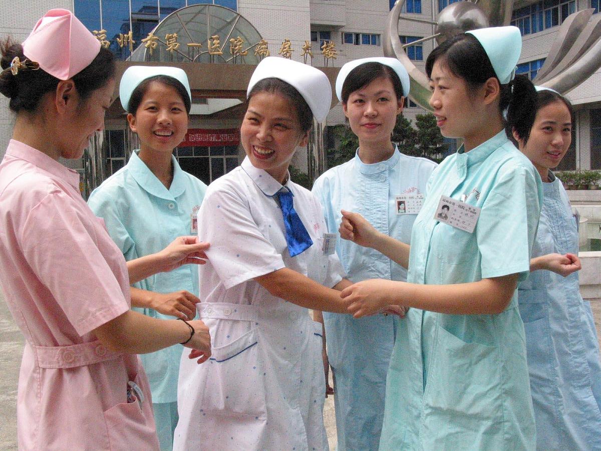 邢台女生学什么卫校好？2022年热门医学专业推荐