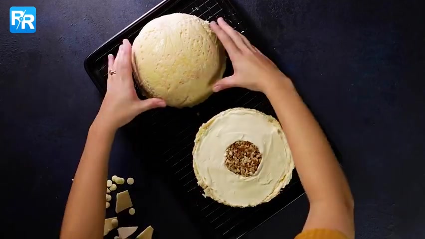 自制超大的费列罗拉斐尔椰蓉巧克力,超满足~