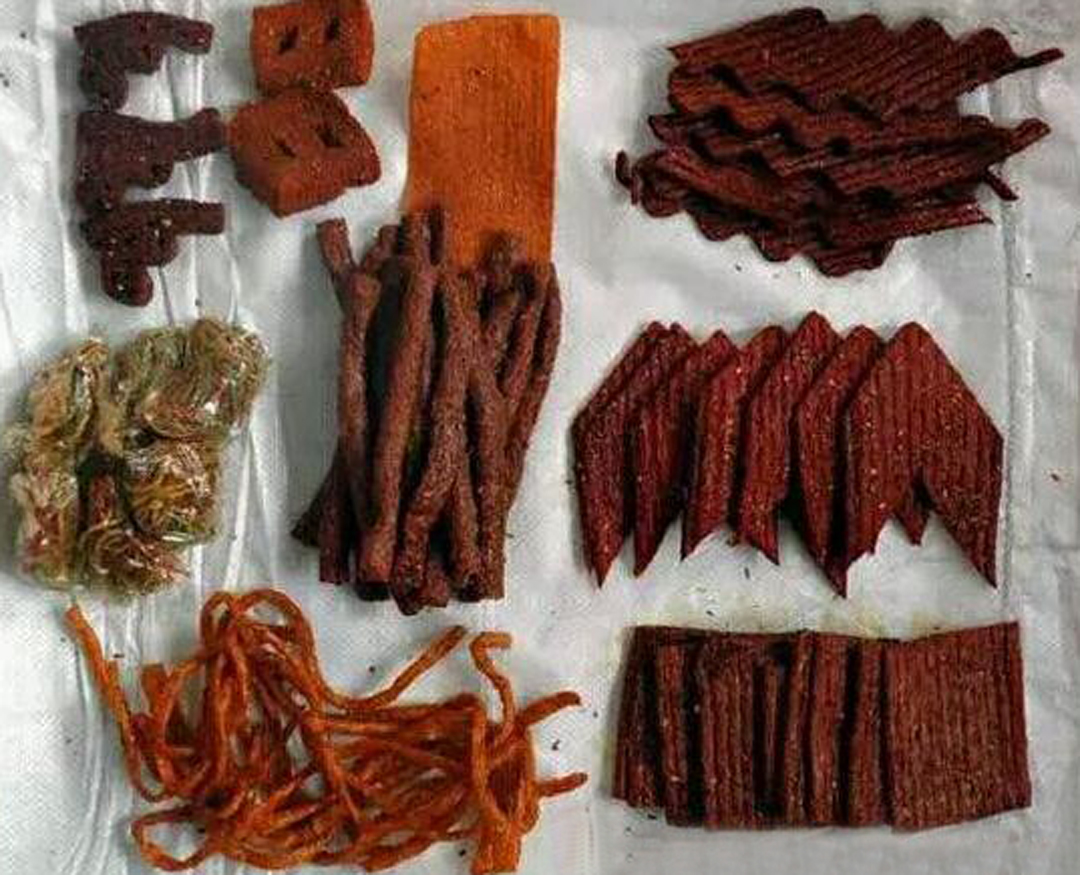 虾扯蛋辣条图片