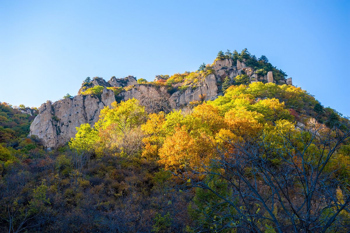 2015年10月13日,位于北京怀柔区满族乡喇嘛沟门的百丈崖观赏区,秋景靓