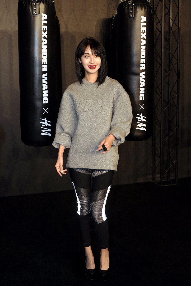 2014年11月04日,上海,4日,明星出席时尚品牌活动.***_*** ,  李菲儿