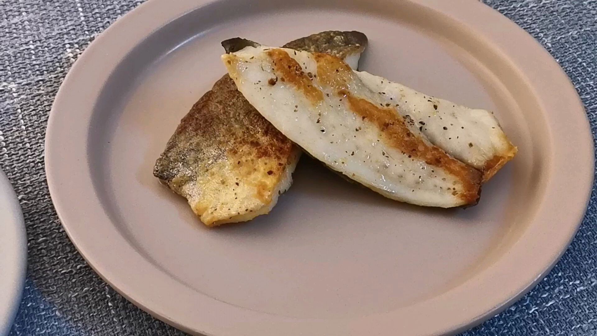 香煎脆皮鱼排的做法