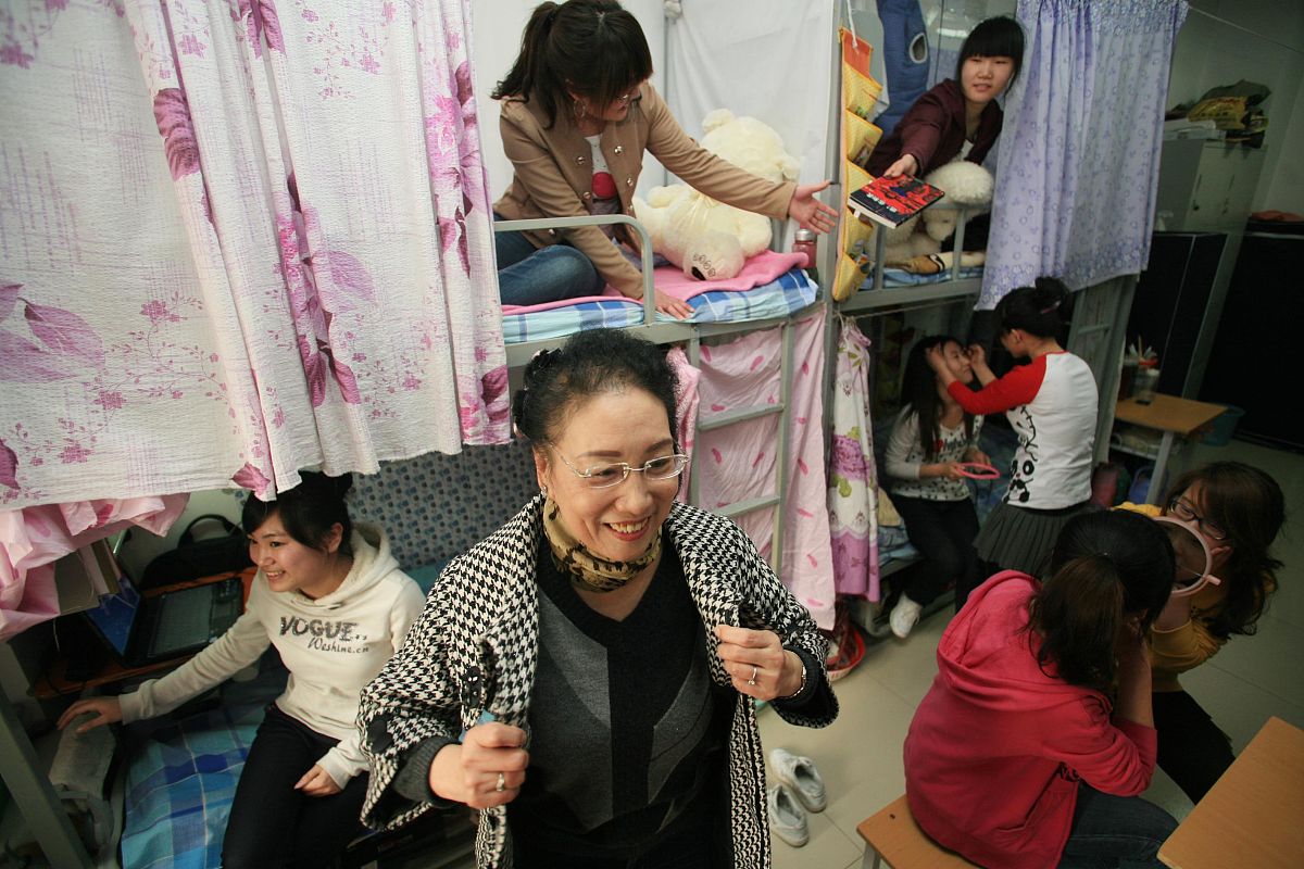 唐山读中专学校一年要多少钱怎么样