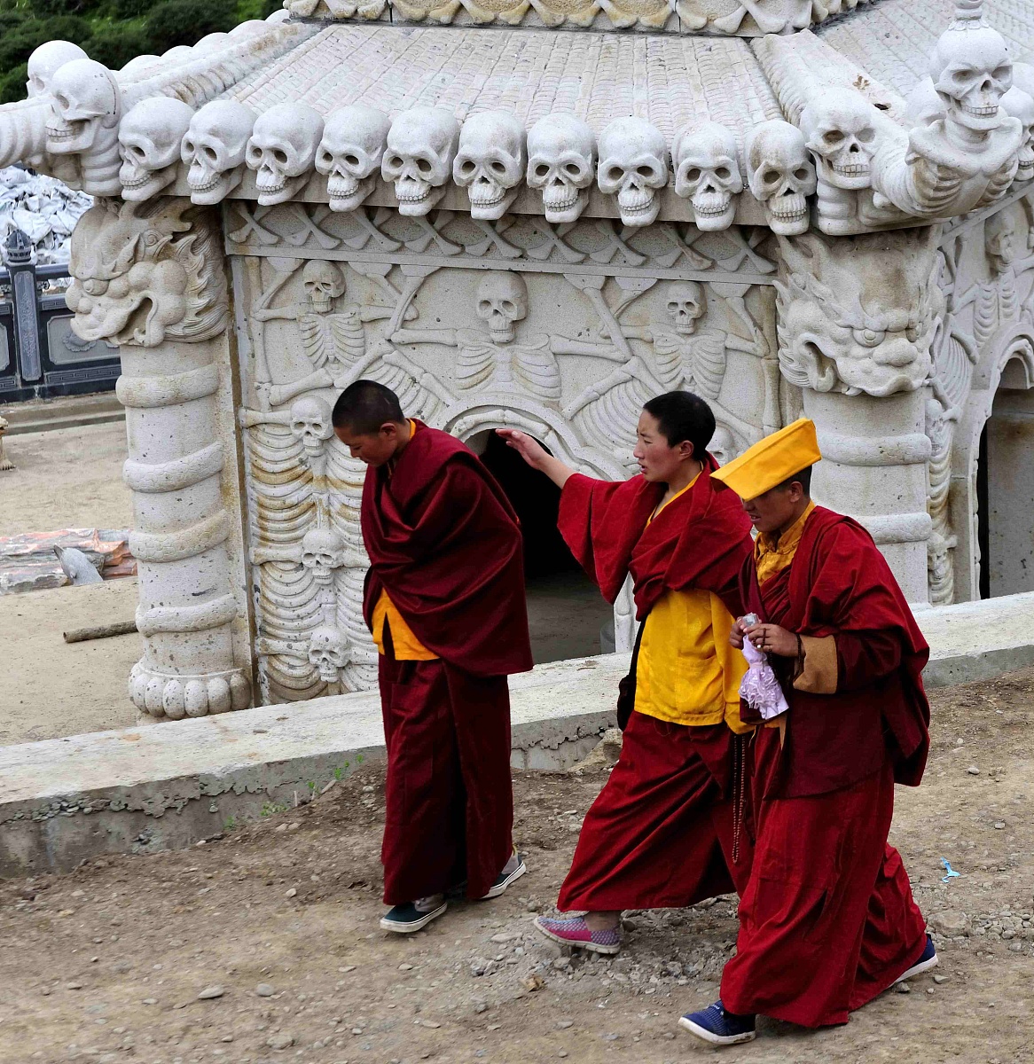 原神游戏助手：解答问题，陪你玩！