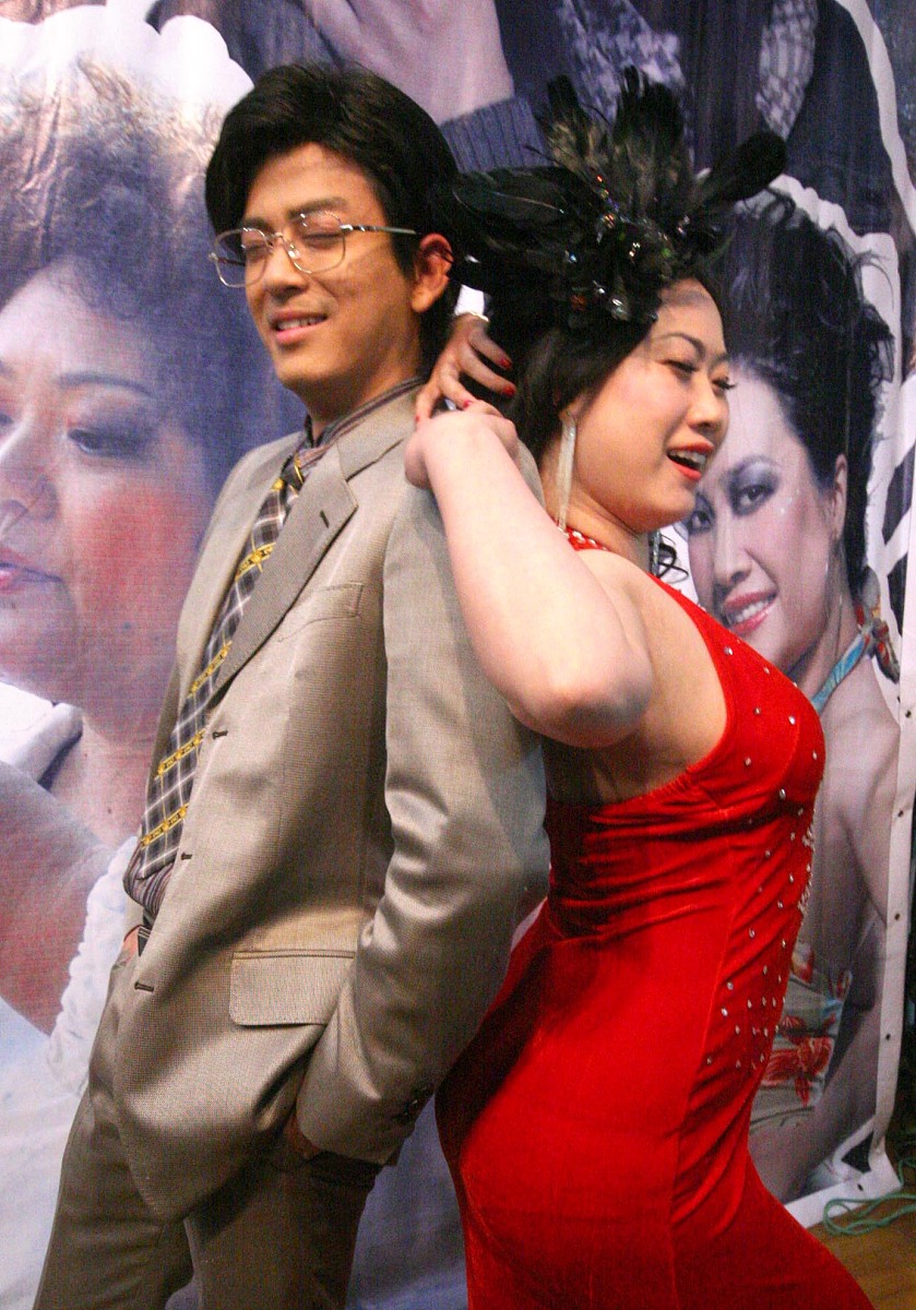 2008年12月26日,杭州,电影《a面b面》热拍.***_***芙蓉姐姐 陈晓东+++