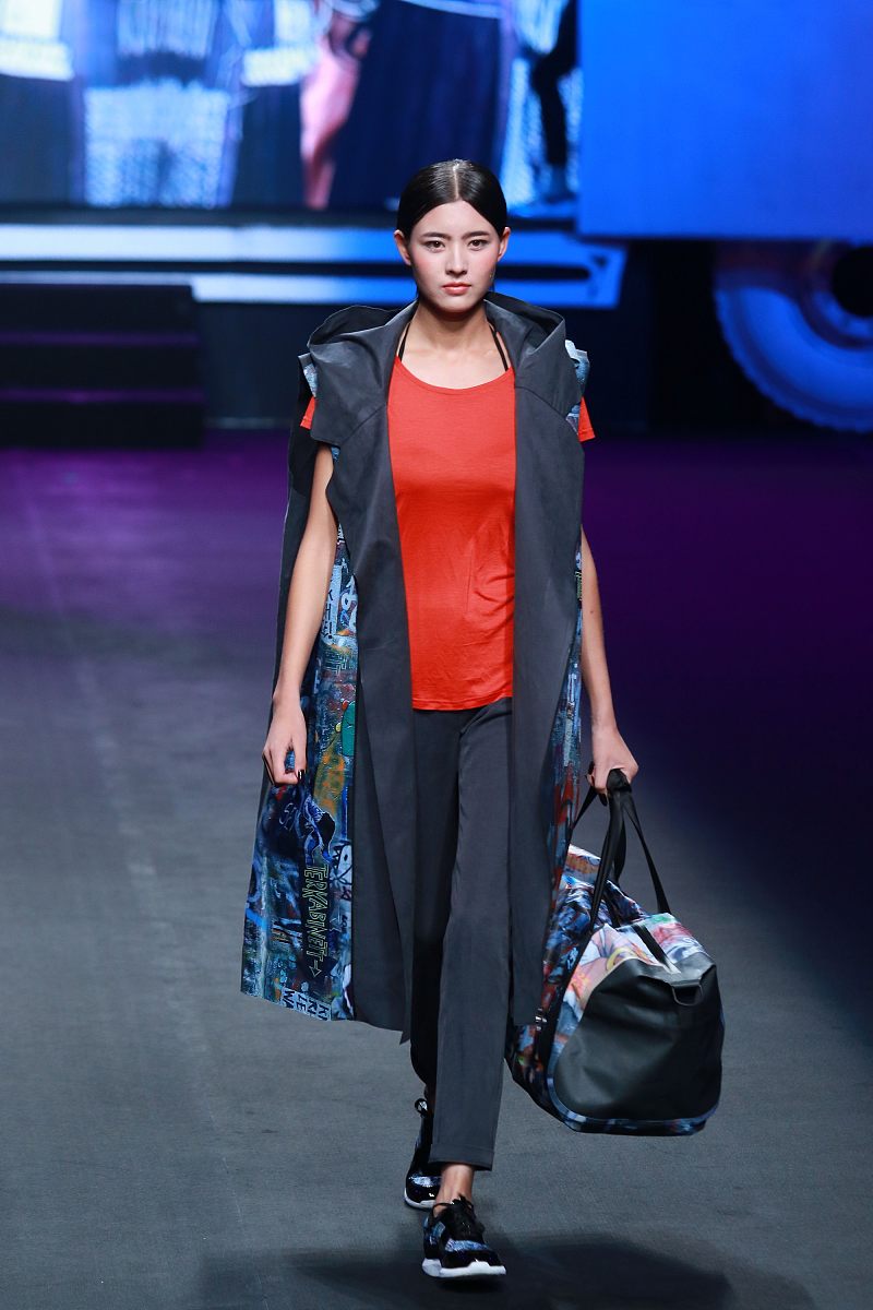 朝阳师范高等专科学校视觉传播设计与制作专业就业前景如何