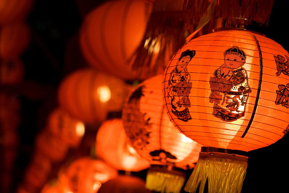 Lantern Festival English Song: Celebrate Yuan Xiao Jie with Joy and Harmony