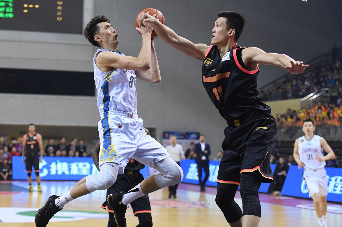 2019年3月30日,江苏苏州,18/19cba1/4决赛<strong>g</strong>3,苏州肯帝亚108-135广东