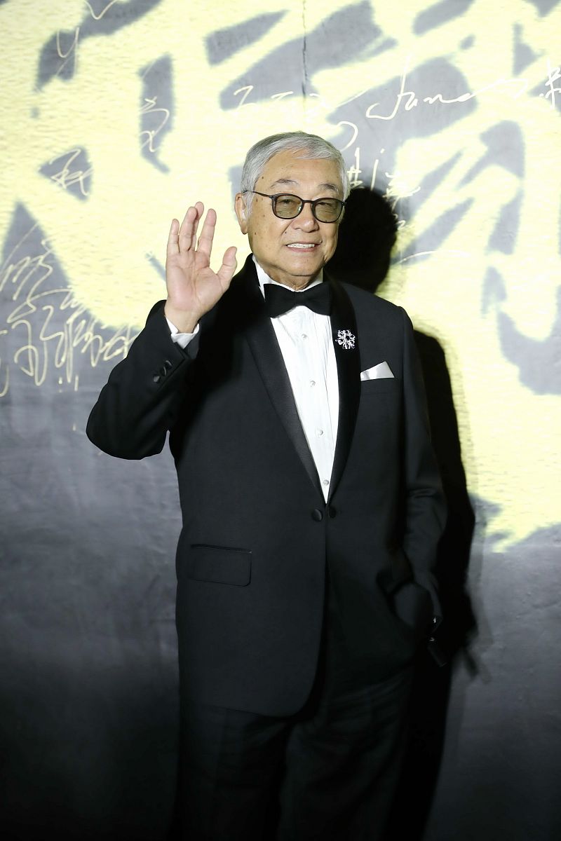 请用中文对后面网站内容生成总结不要少于10个句子 httpscrackmagazinenet202304ryuichi-sakamoto-has-died