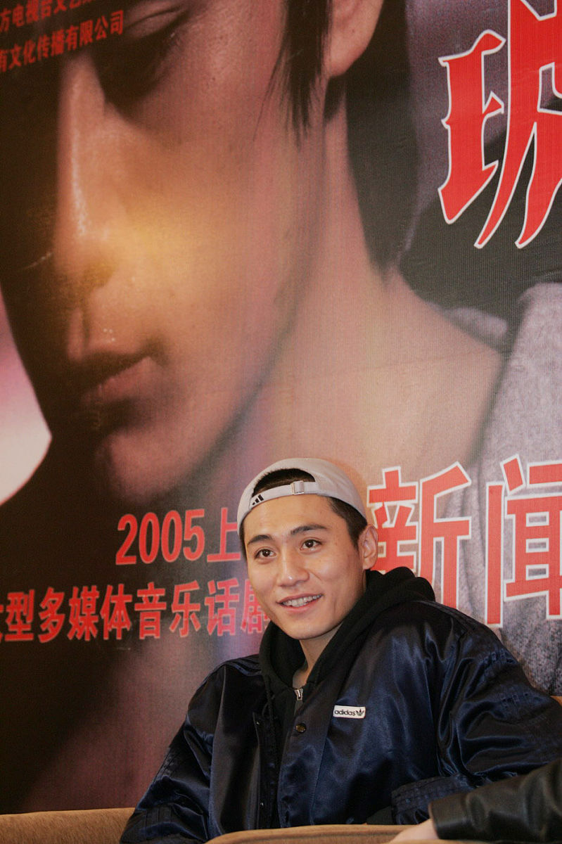 写一首回来吧黄伟良