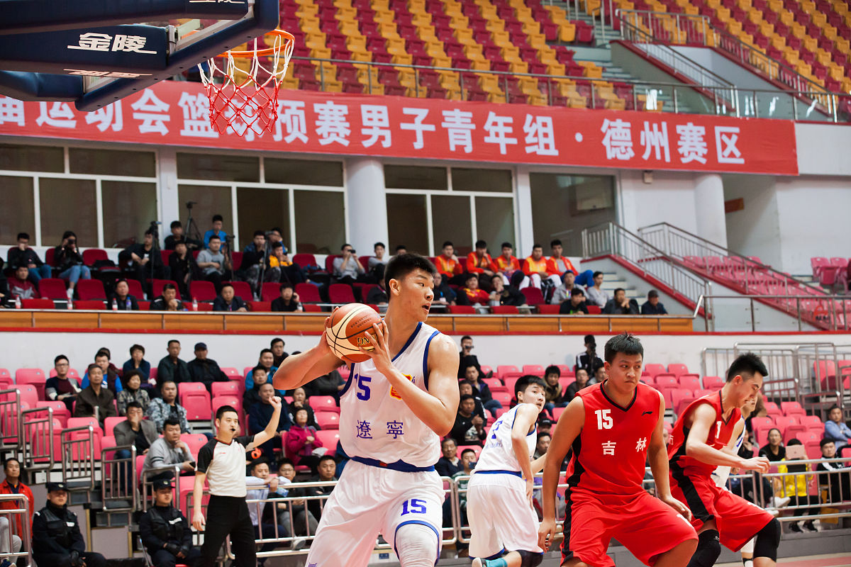 篮球赛总决赛横幅