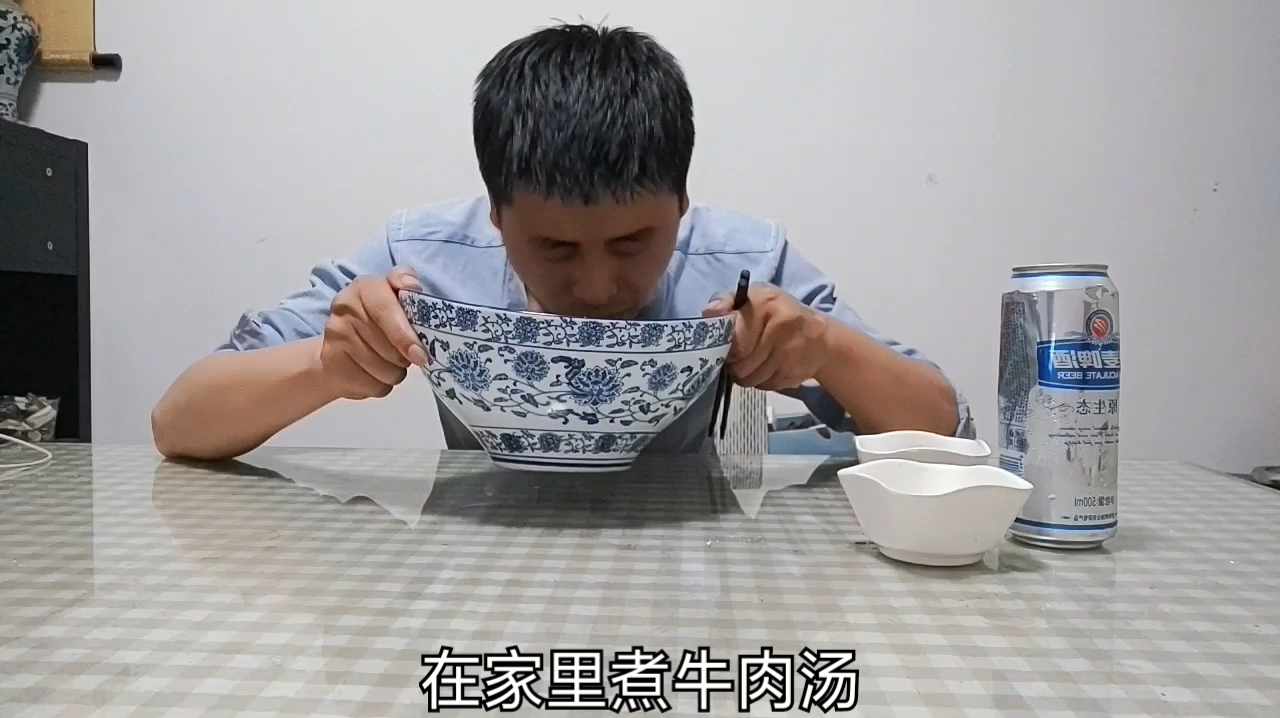 操作简单味道却不简单的家常版牛肉汤做法,不加调料肉烂汤鲜