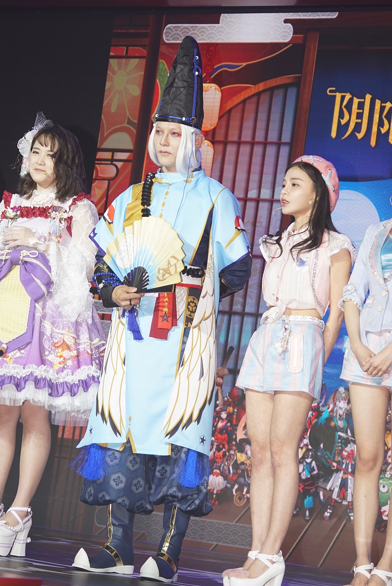 梦幻恋舞手游1.3.0版本更新日志 - 新增剧情模式、舞蹈动作和服装