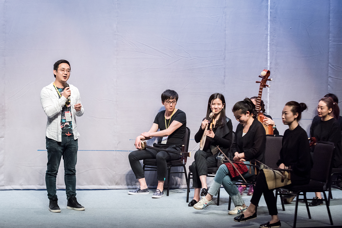 剧院职业种类大全：从演员到幕后，揭秘剧院工作内容