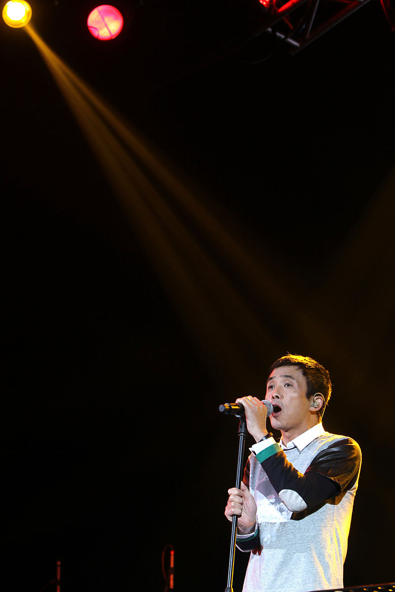 王以太代表作品：最受欢迎的歌曲推荐