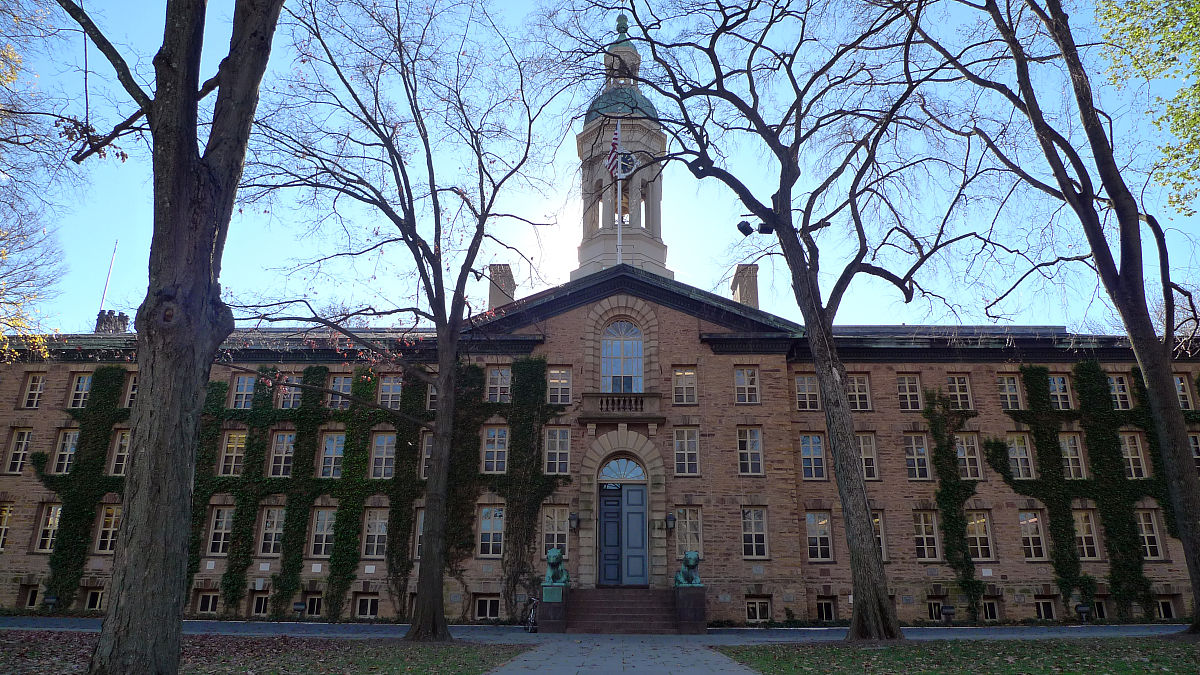 2011年11月26日,美国新泽西州:普林斯顿大学校园+++_+++普林斯顿大学,