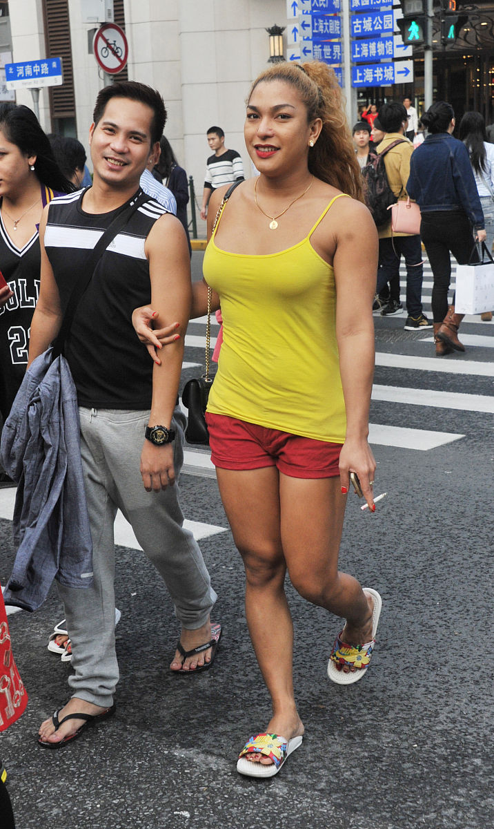 WWE火爆对决：街头女孩Mia Yim高能KO女王Ripley！