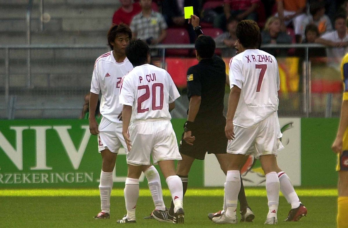2005年6月14日,荷兰世青赛b组第二轮中国3-2战胜乌克兰,提前出线.崔鹏