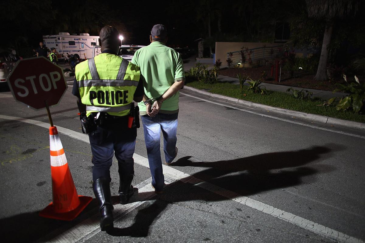 混合酒精溶液浓度计算：410毫升38%与340毫升69%混合