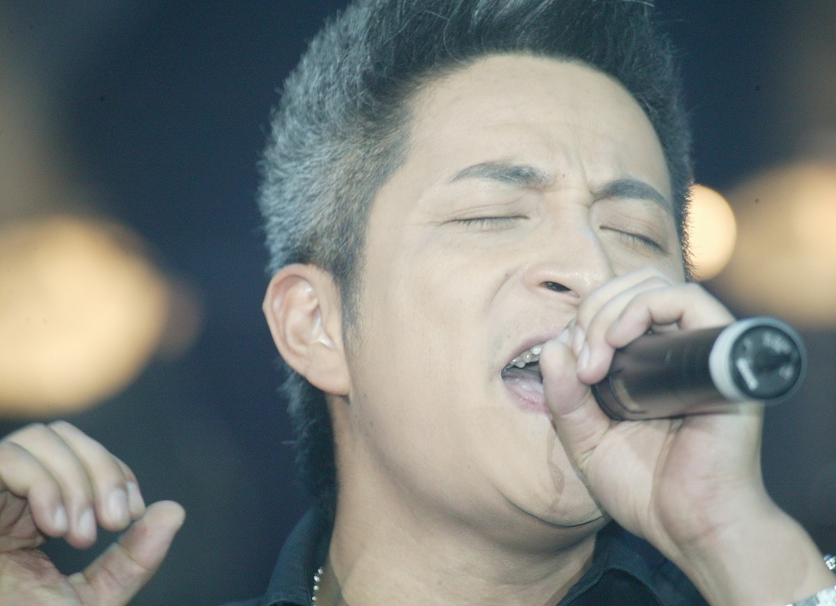 2007年 10月 20日 , 南京 , 快乐 男生 全国 巡回 演唱 南京站 . 吉杰