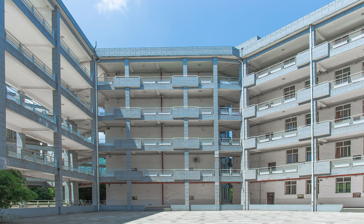 达州高级技工学校专业介绍：机械制造、电子工程、计算机科学等