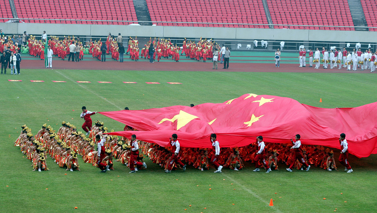 天全职业高级中学专业设置：酒店管理、旅游管理、互联网营销等