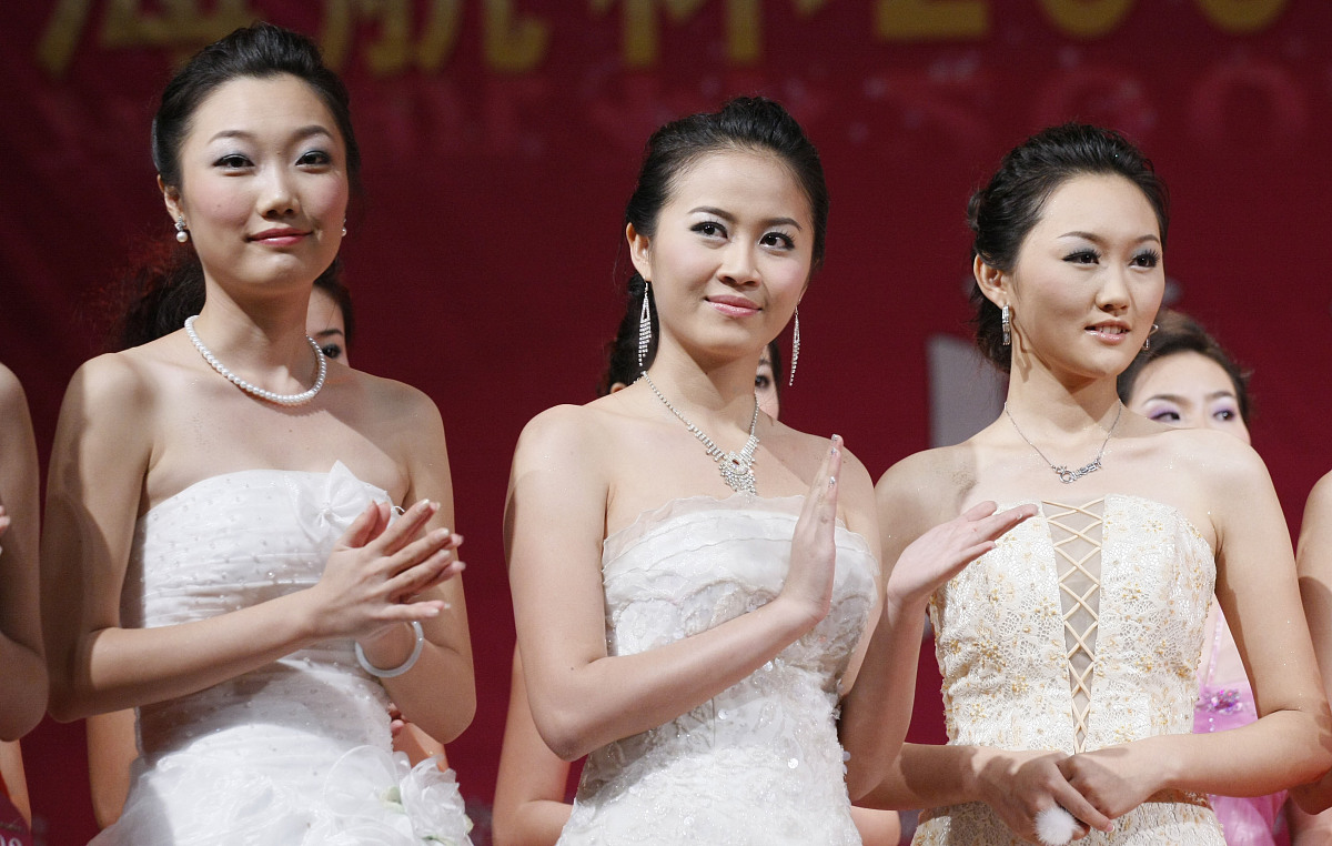 2009年11月7日,海南海口,首届2009民航代理人形象大使评选总决赛暨颁