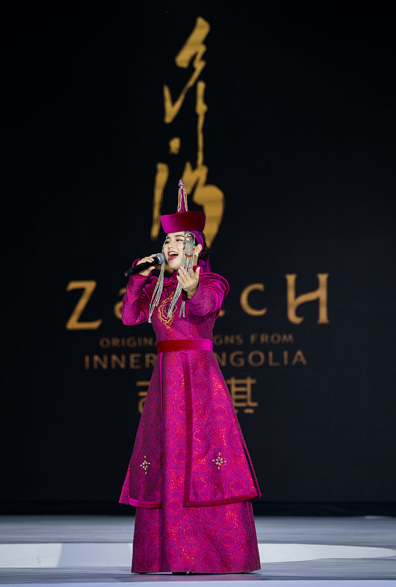2017年9月23日,北京,2017北京时装周:zayach品牌秀场.zayach品牌秀场