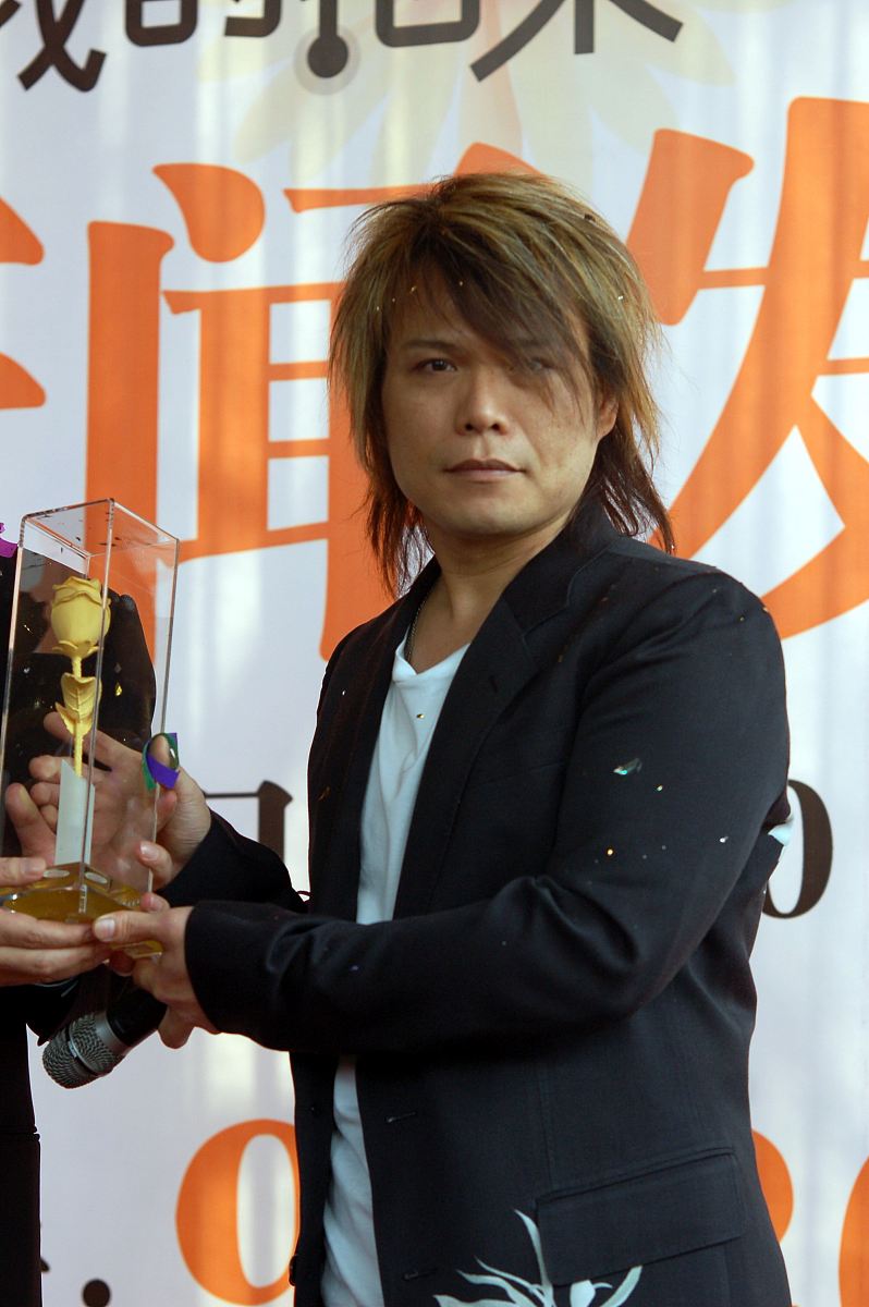 2008年3月17日,北京,伍佰举行"你是我的花朵"世界巡回演唱会北京站的