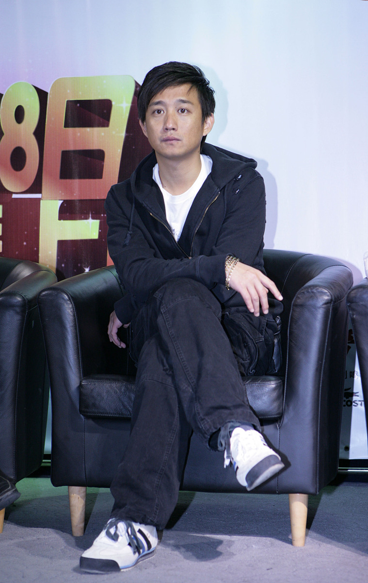 2008年11月11日,北京,电影《爱情呼叫转移2》官网启动仪式举行.黄磊++