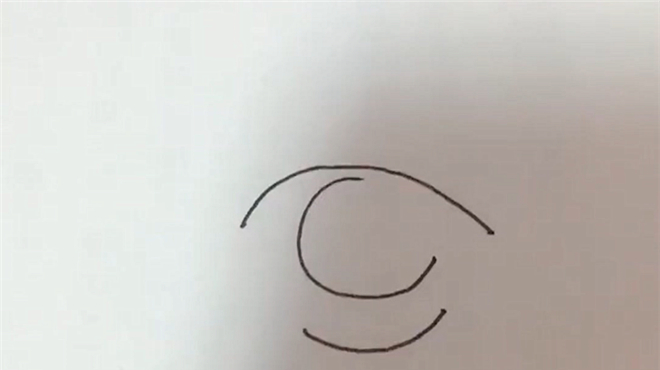 马克笔画动漫人物的眼睛,没想到是这样的星空妆,真美!