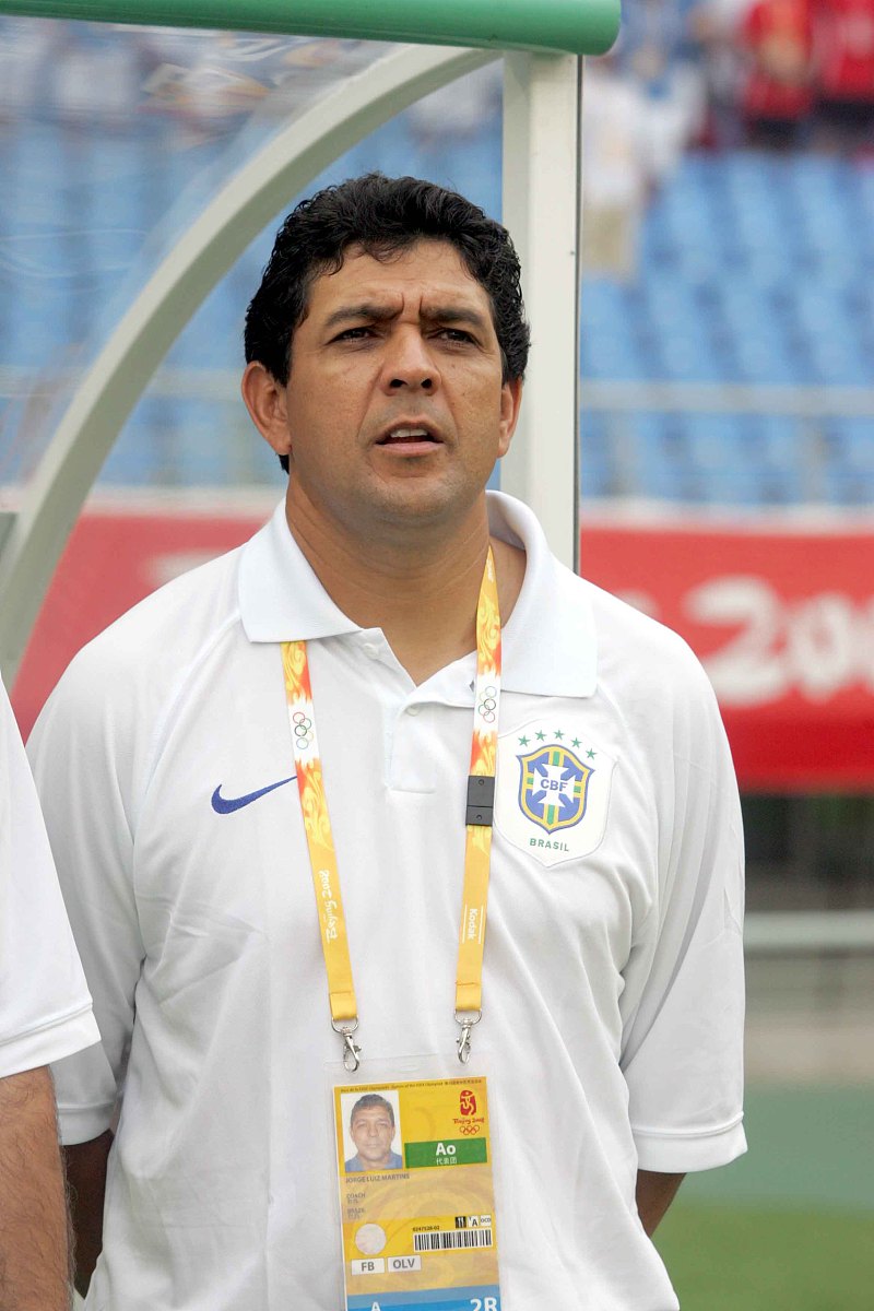 运动会加油稿：点燃激情，为梦想喝彩！