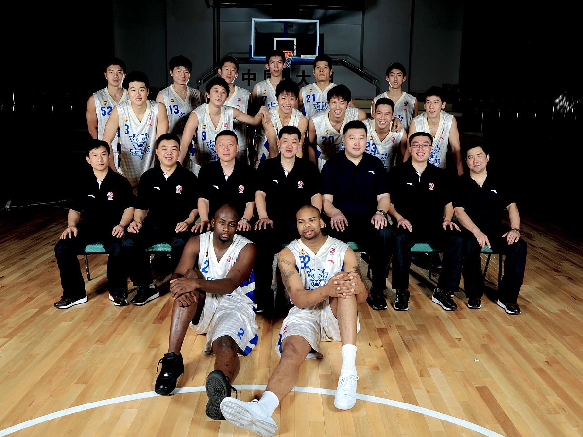 请举例 饲料行业的专家