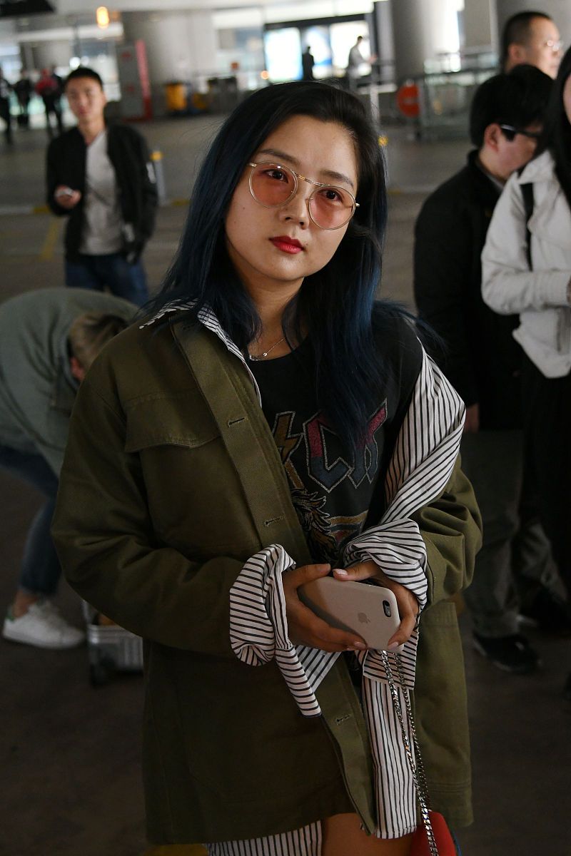 潍坊市媒体曝光求助热线电话是多少？老百姓有困难怎么办？回答必须在1000字左右的文章